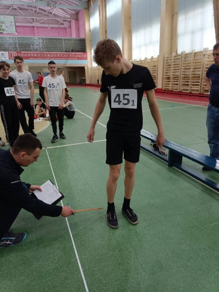 Соревнования по легкой атлетике муниципального этапа Всероссийских спортивных игр школьников.